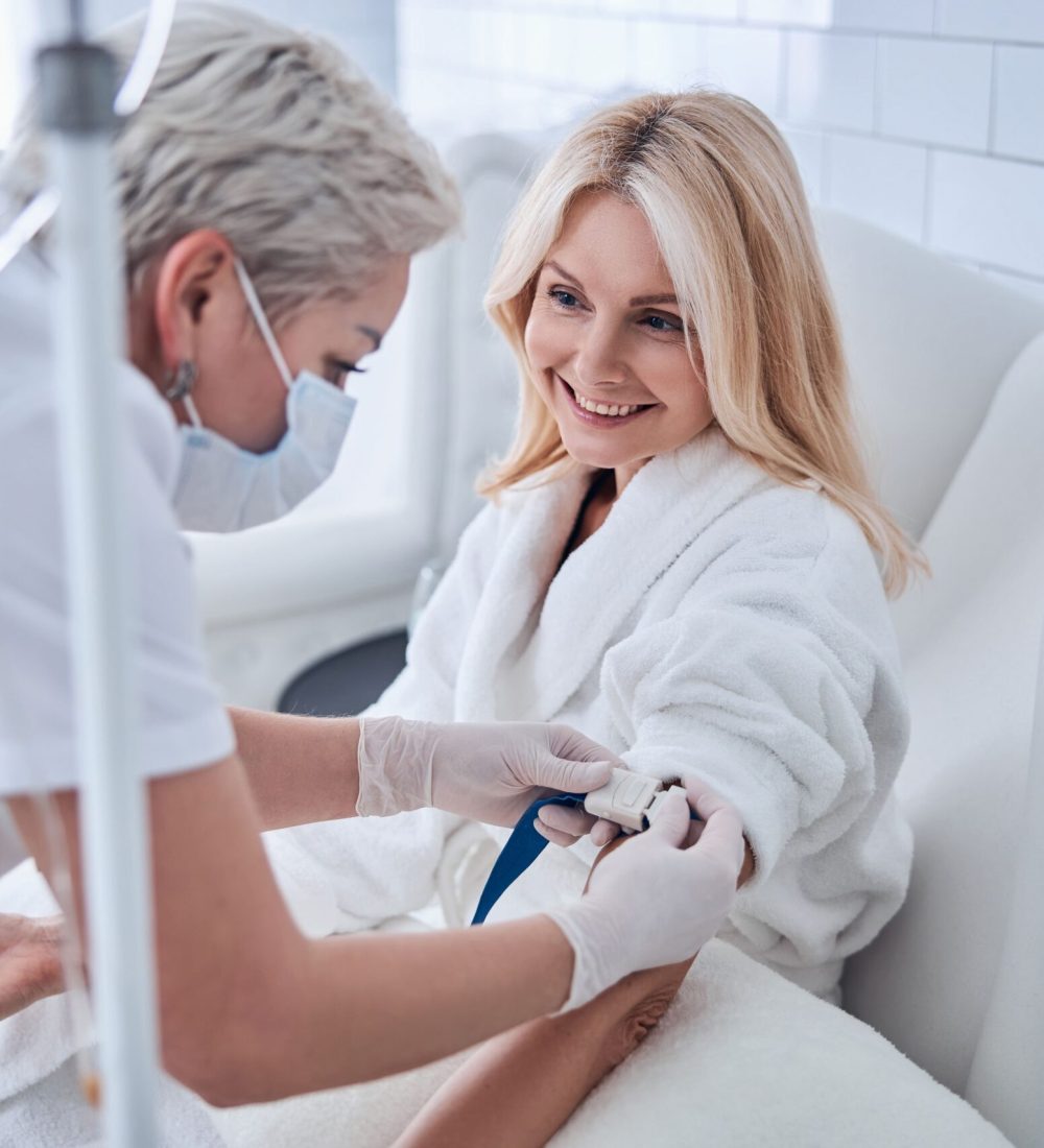 iv drip 4-min